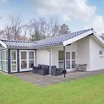 Awesome Home In Ega With Wifi Egå