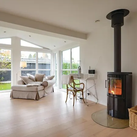 Awesome Home In Ega With Wifi 別荘